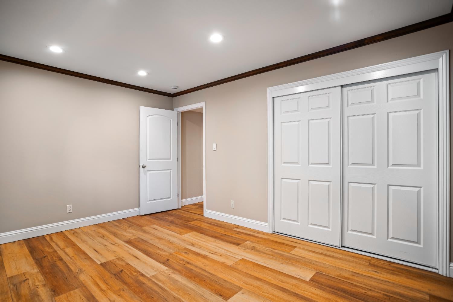 Sacramento, California, 95864, United States, 5 Bedrooms Bedrooms, ,3 BathroomsBathrooms,Residential,Active,1946308