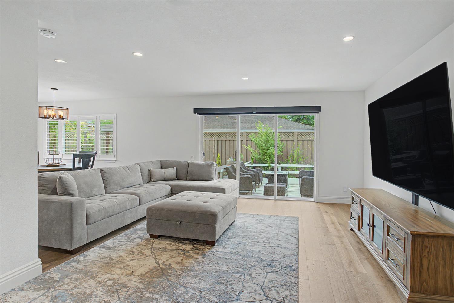Sacramento, California, 95864, United States, 4 Bedrooms Bedrooms, ,3 BathroomsBathrooms,Residential,Active,2045002