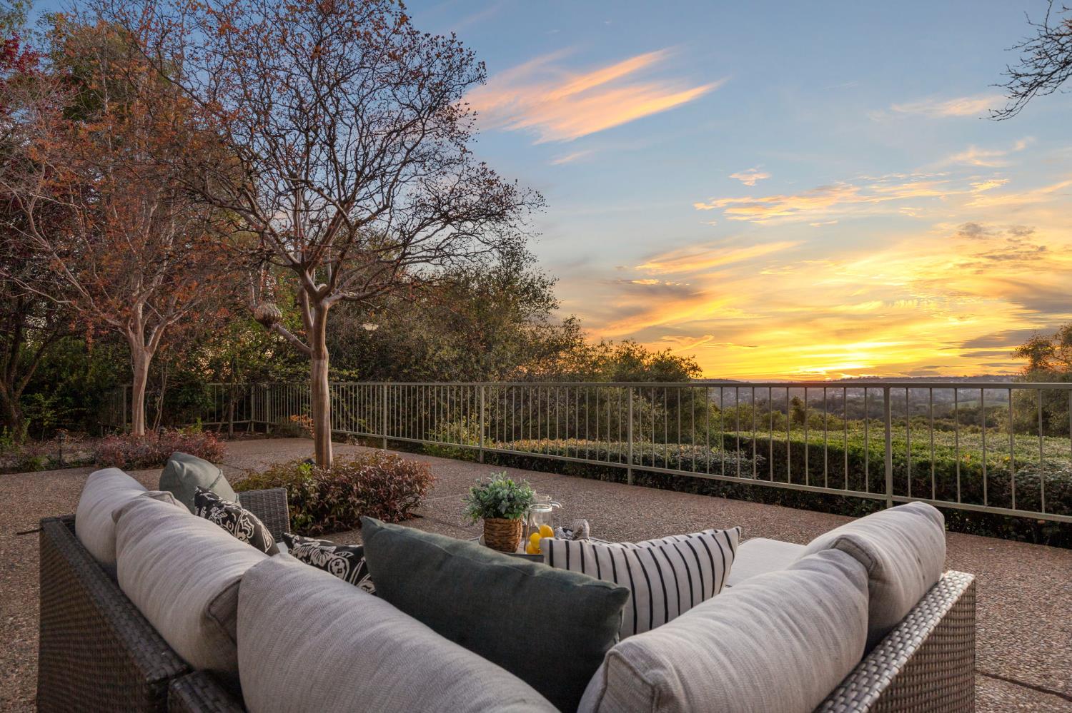 Jackson, California, 95642, United States, 2 Bedrooms Bedrooms, ,3 BathroomsBathrooms,Residential,Active,2026333