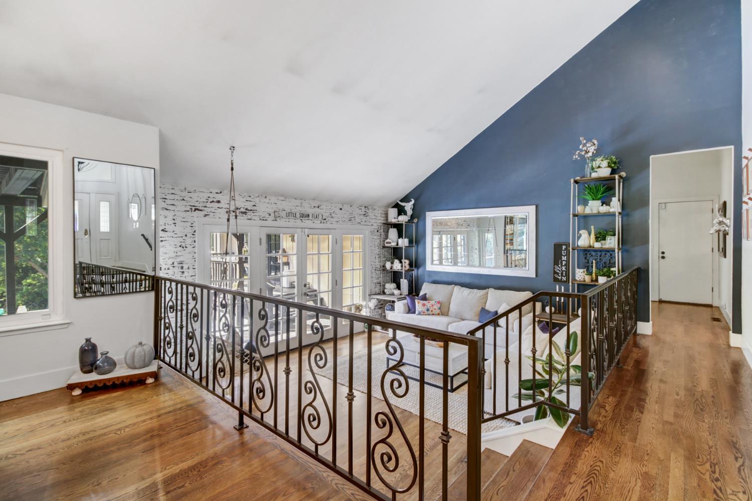 Carmichael, California, 95608, United States, 5 Bedrooms Bedrooms, ,4 BathroomsBathrooms,Residential,Active,1952048