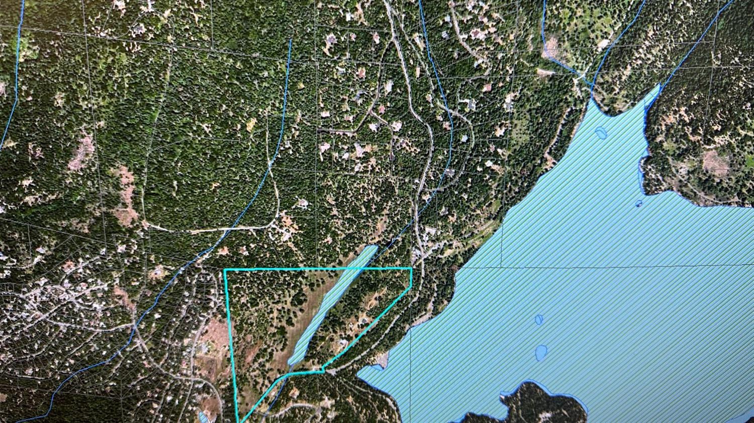 Pollock Pines, California, 95726, United States, 4 Bedrooms Bedrooms, ,3 BathroomsBathrooms,Residential,Active,1880012