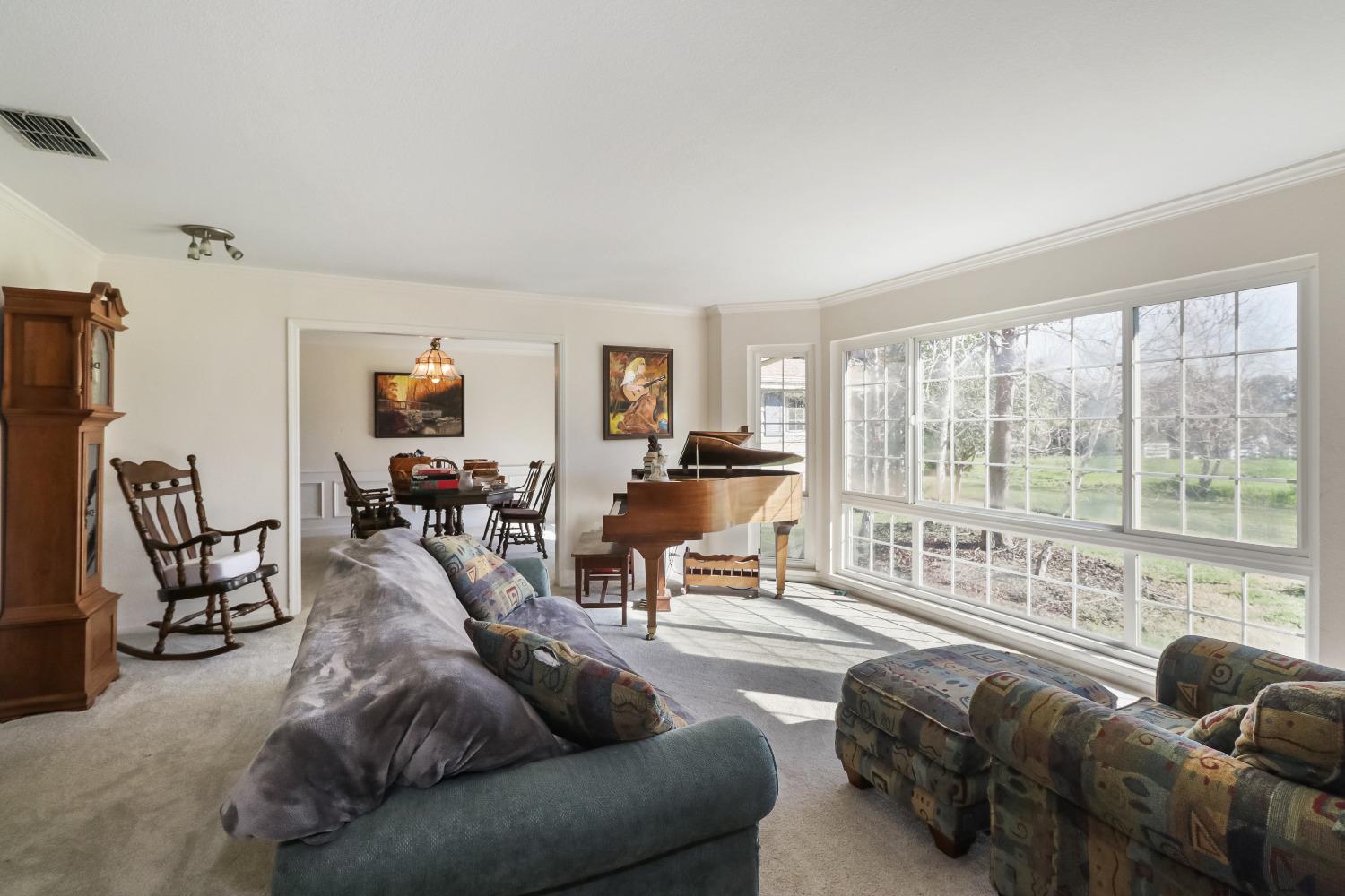Woodland, California, 95695, United States, 4 Bedrooms Bedrooms, ,3 BathroomsBathrooms,Residential,Active,1929675