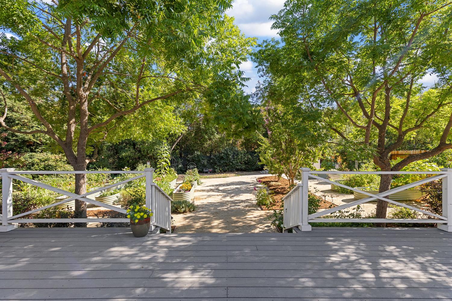 Loomis, California, 95650, United States, 3 Bedrooms Bedrooms, ,2 BathroomsBathrooms,Residential,Pending,1922290