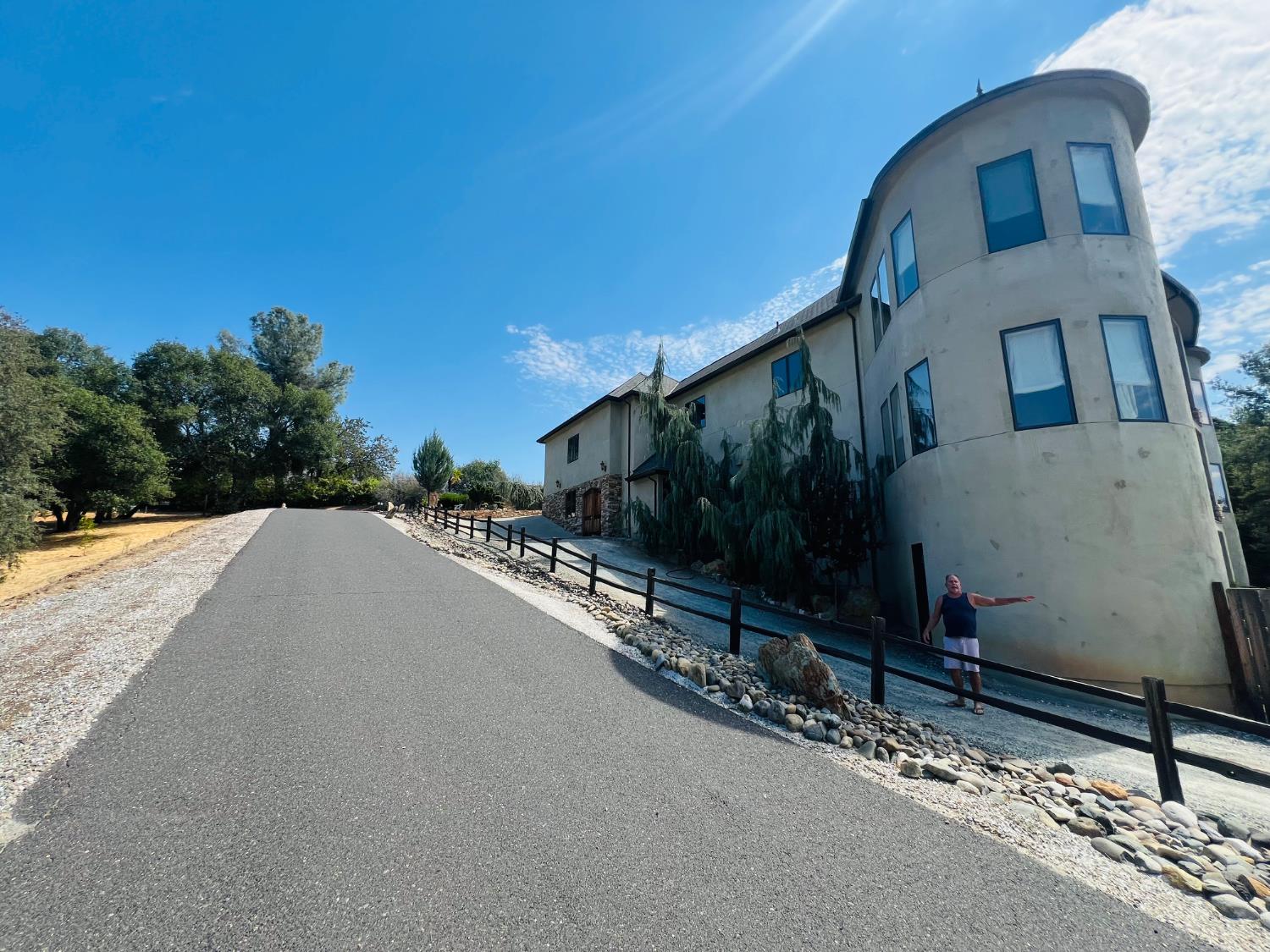 Angels Camp, California, 95222, United States, 4 Bedrooms Bedrooms, ,4 BathroomsBathrooms,Residential,Active,1945061
