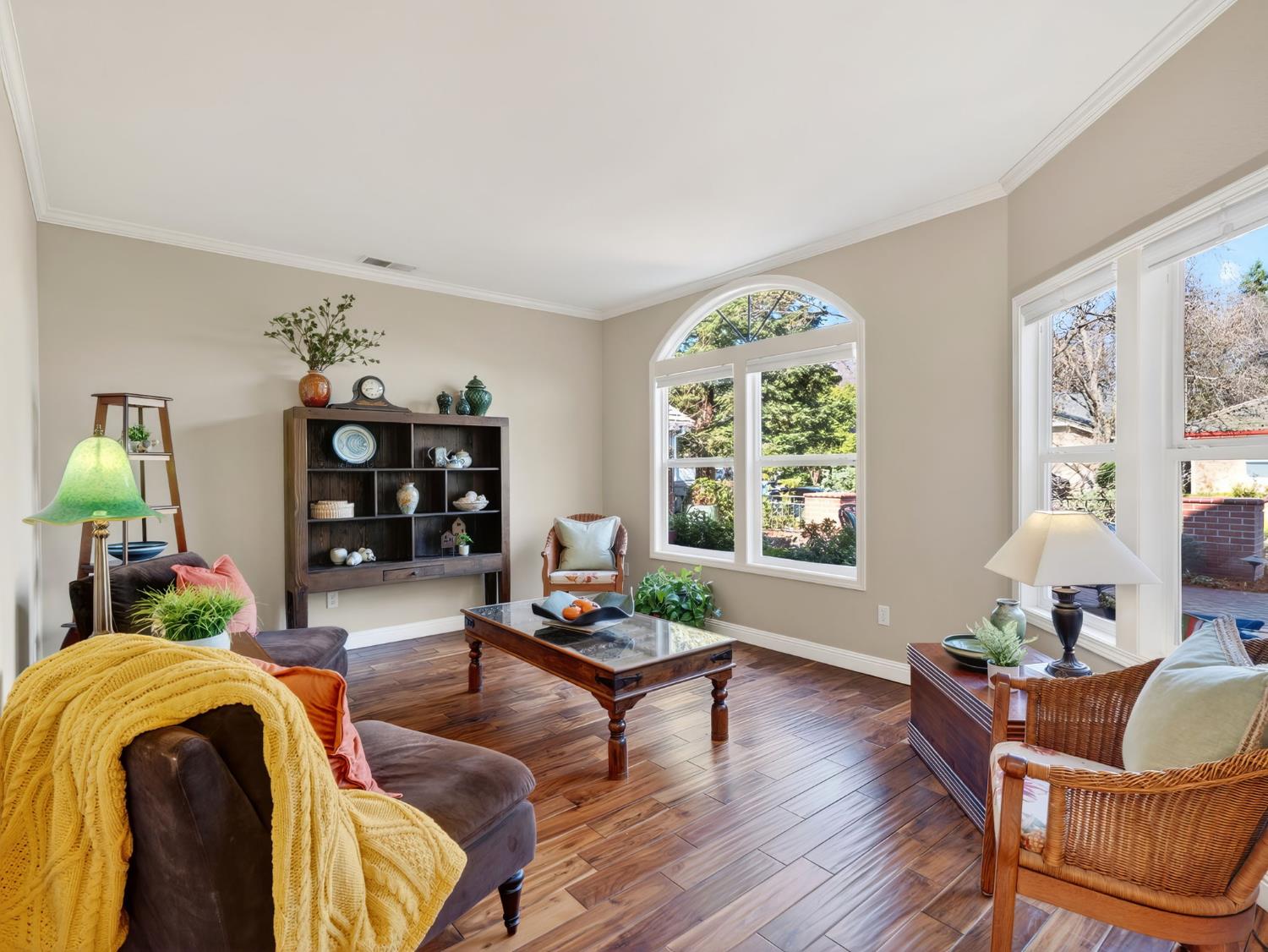 Davis, California, 95618, United States, 5 Bedrooms Bedrooms, ,3 BathroomsBathrooms,Residential,Active,2015823