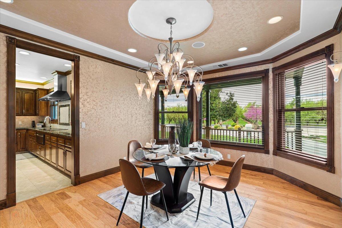 Ripon, California, 95366, United States, 3 Bedrooms Bedrooms, ,5 BathroomsBathrooms,Residential,Active,1808206