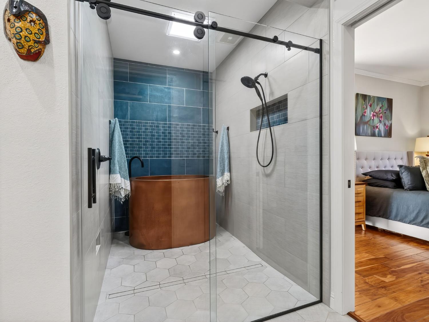 Davis, California, 95618, United States, 5 Bedrooms Bedrooms, ,3 BathroomsBathrooms,Residential,Active,2015823