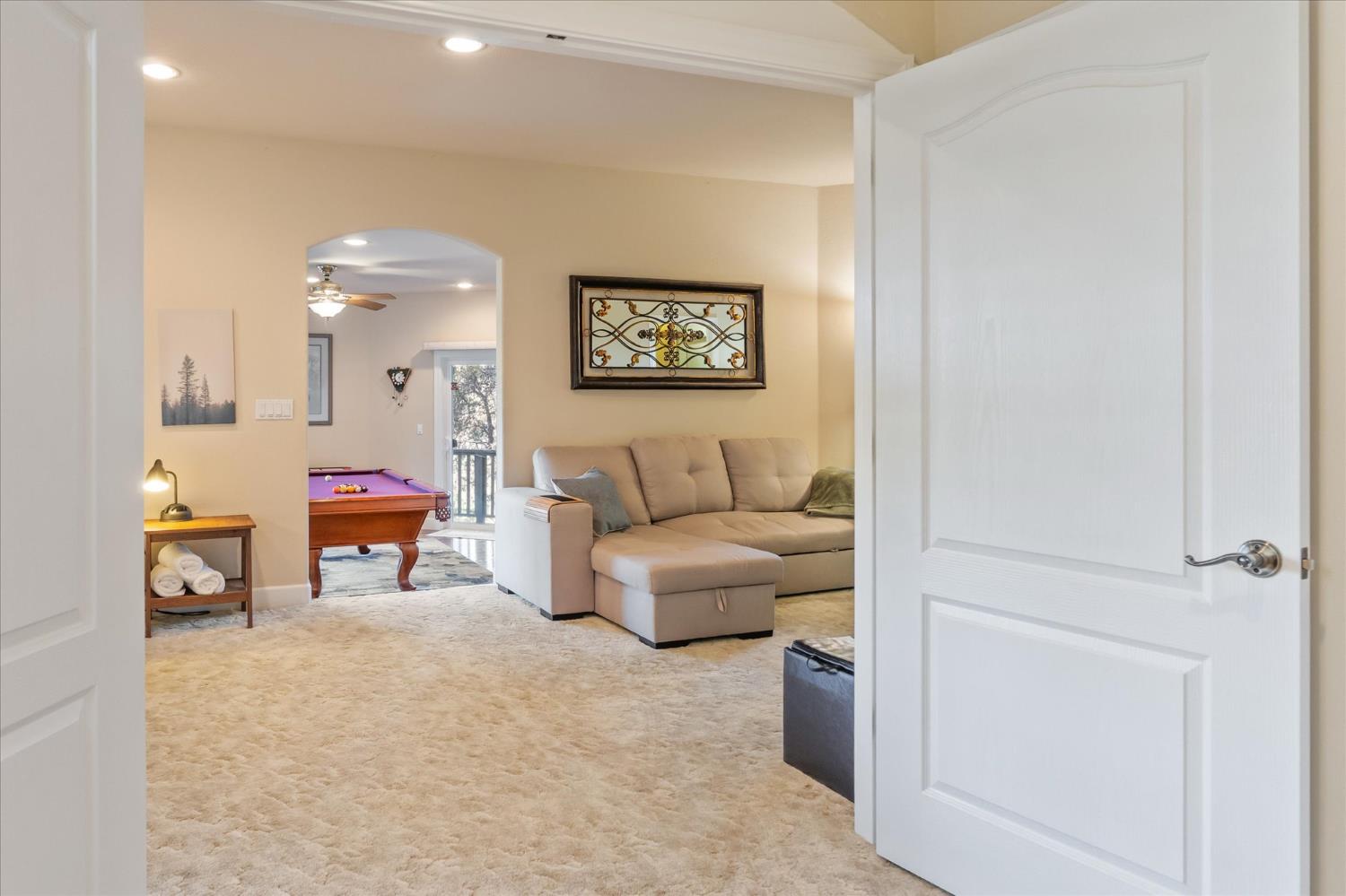 Murphys, California, 95247, United States, 4 Bedrooms Bedrooms, ,4 BathroomsBathrooms,Residential,Active,2006941