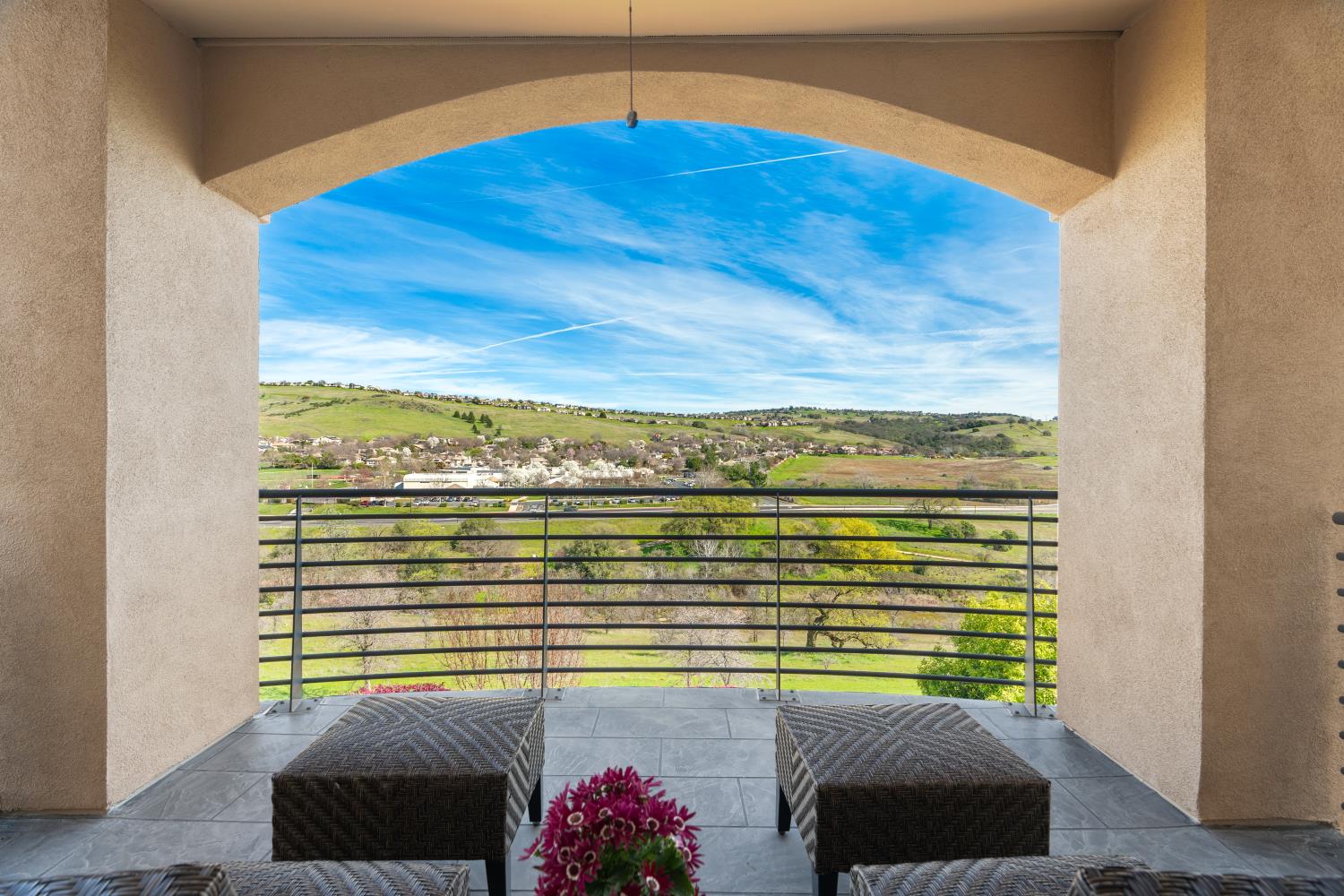 El Dorado Hills, California, 95762, United States, 5 Bedrooms Bedrooms, ,4 BathroomsBathrooms,Residential,Active,2023351