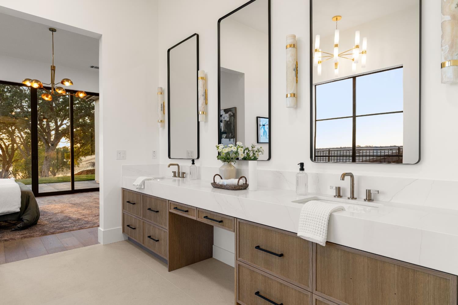 El Dorado Hills, California, 95762, United States, 5 Bedrooms Bedrooms, ,5 BathroomsBathrooms,Residential,Active,1998588