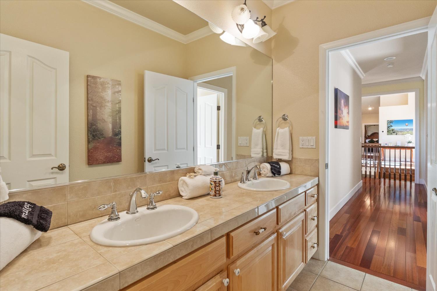 Murphys, California, 95247, United States, 4 Bedrooms Bedrooms, ,4 BathroomsBathrooms,Residential,Active,2006941