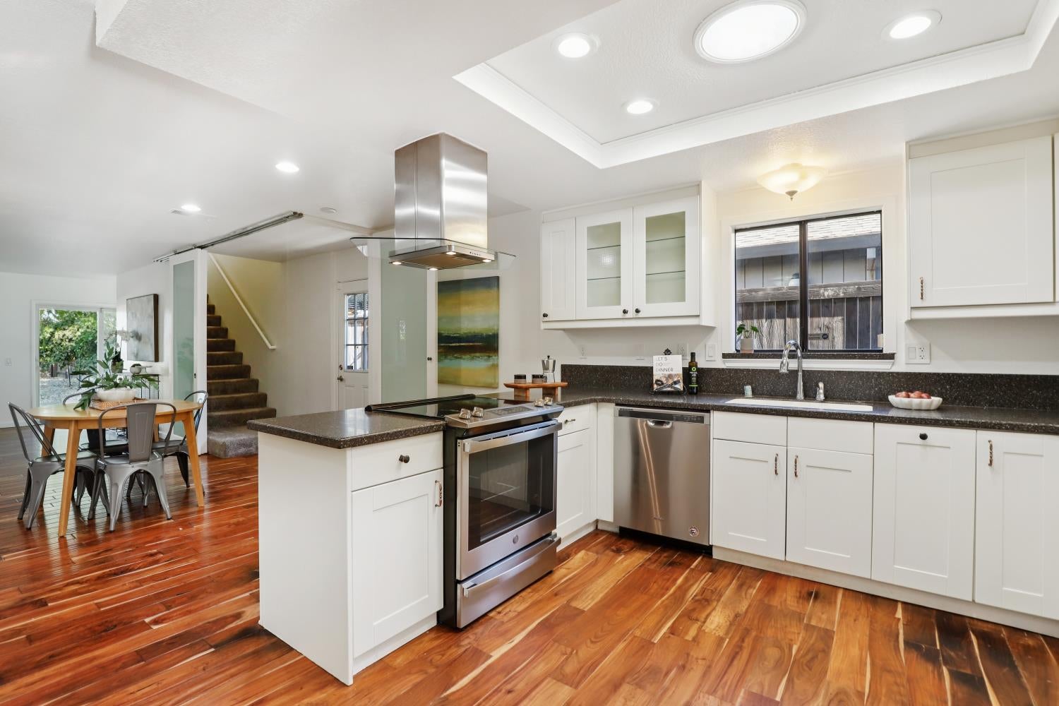 Davis, California, 95616, United States, 3 Bedrooms Bedrooms, ,3 BathroomsBathrooms,Residential,Active,1922309