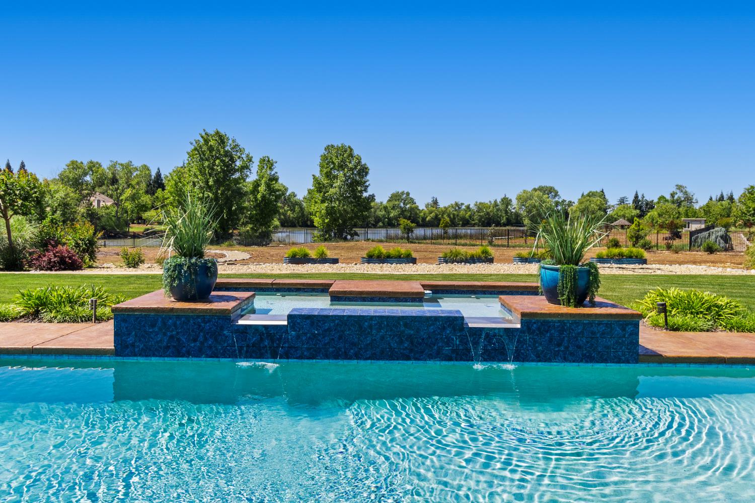 Sacramento, California, 95830, United States, 4 Bedrooms Bedrooms, ,4 BathroomsBathrooms,Residential,Active,2045041