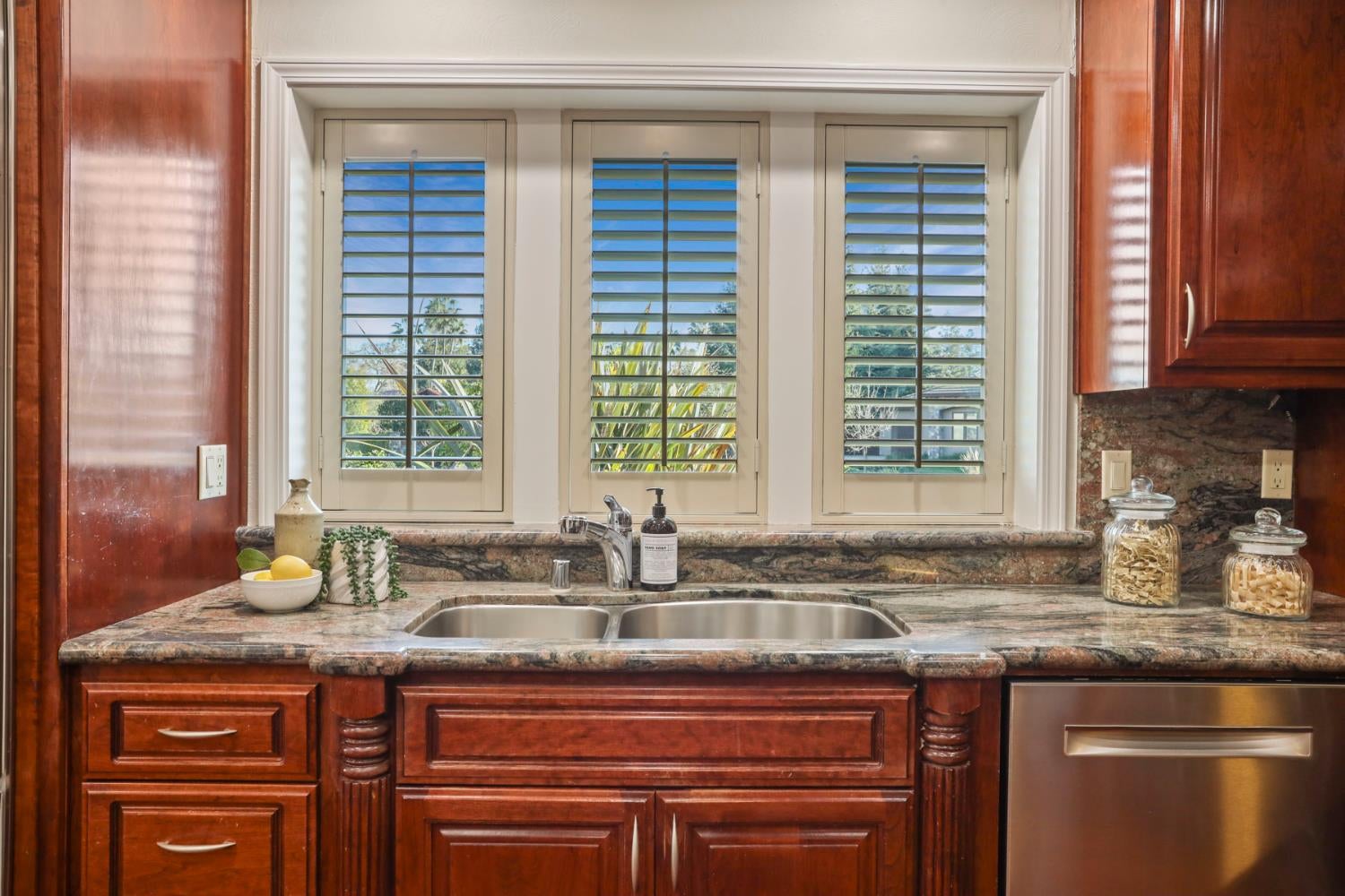 Modesto, California, 95356, United States, 3 Bedrooms Bedrooms, ,3 BathroomsBathrooms,Residential,Active,2009003