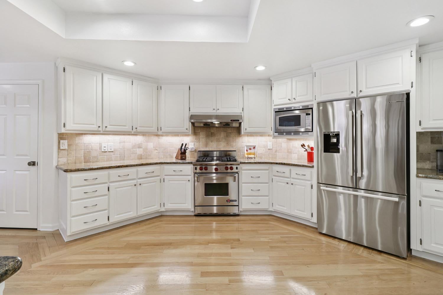 Carmichael, California, 95608, United States, 4 Bedrooms Bedrooms, ,3 BathroomsBathrooms,Residential,Active,2007341