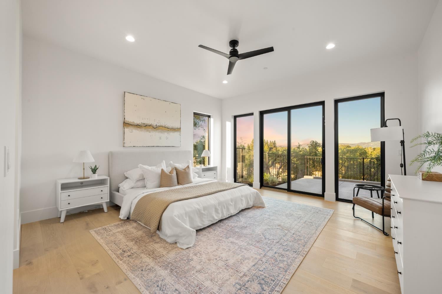 Loomis, California, 95650, United States, 5 Bedrooms Bedrooms, ,4 BathroomsBathrooms,Residential,Active,1959535