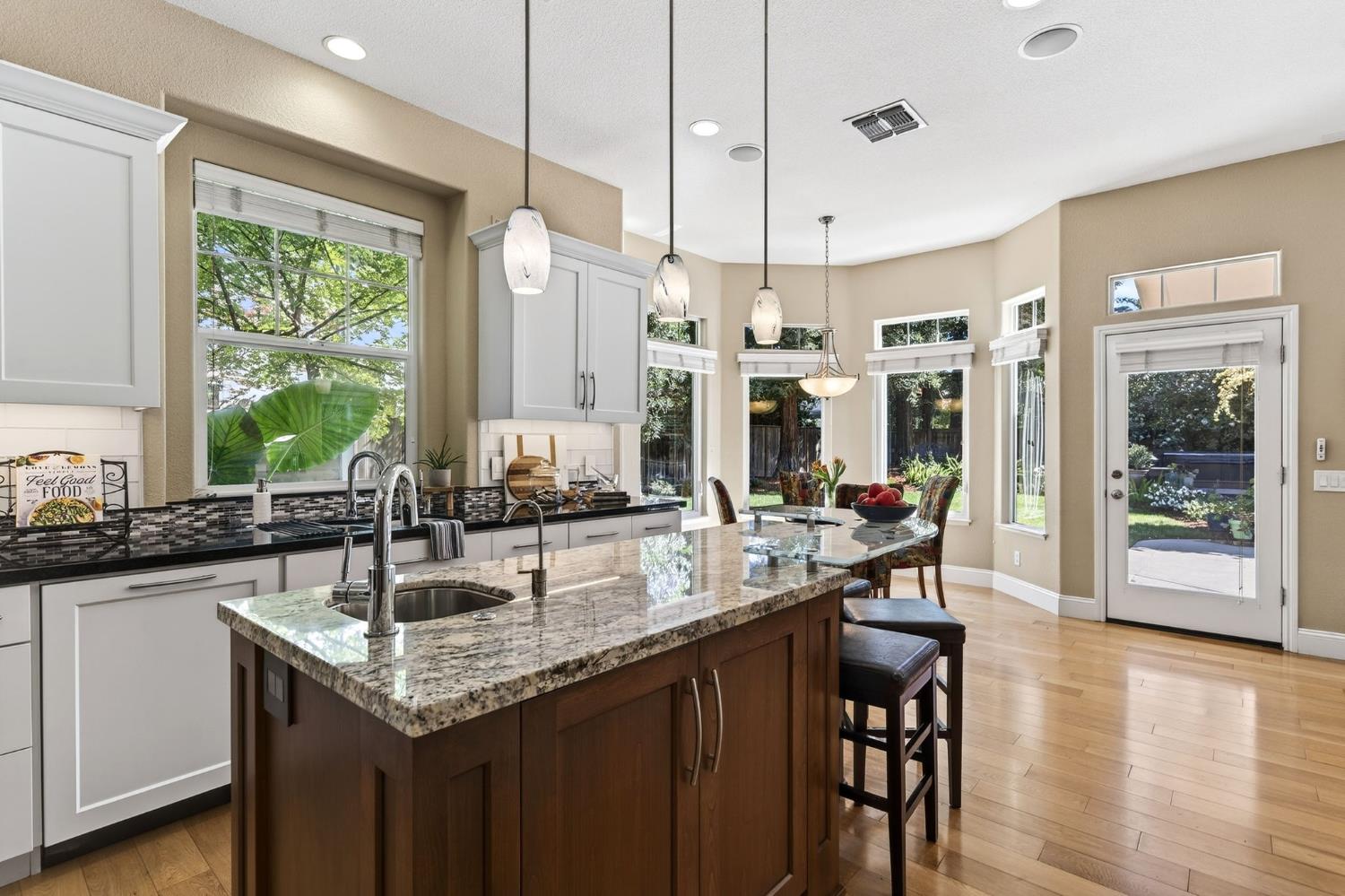 Davis, California, 95618, United States, 3 Bedrooms Bedrooms, ,4 BathroomsBathrooms,Residential,Active,2030523