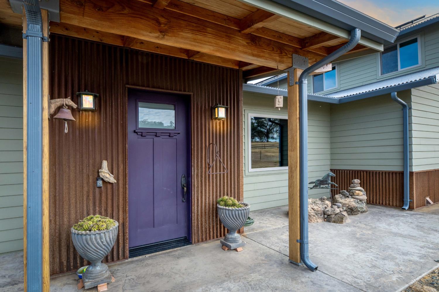 Smartsville, California, 95977, United States, 1 Bedroom Bedrooms, ,3 BathroomsBathrooms,Residential,Active,1952299