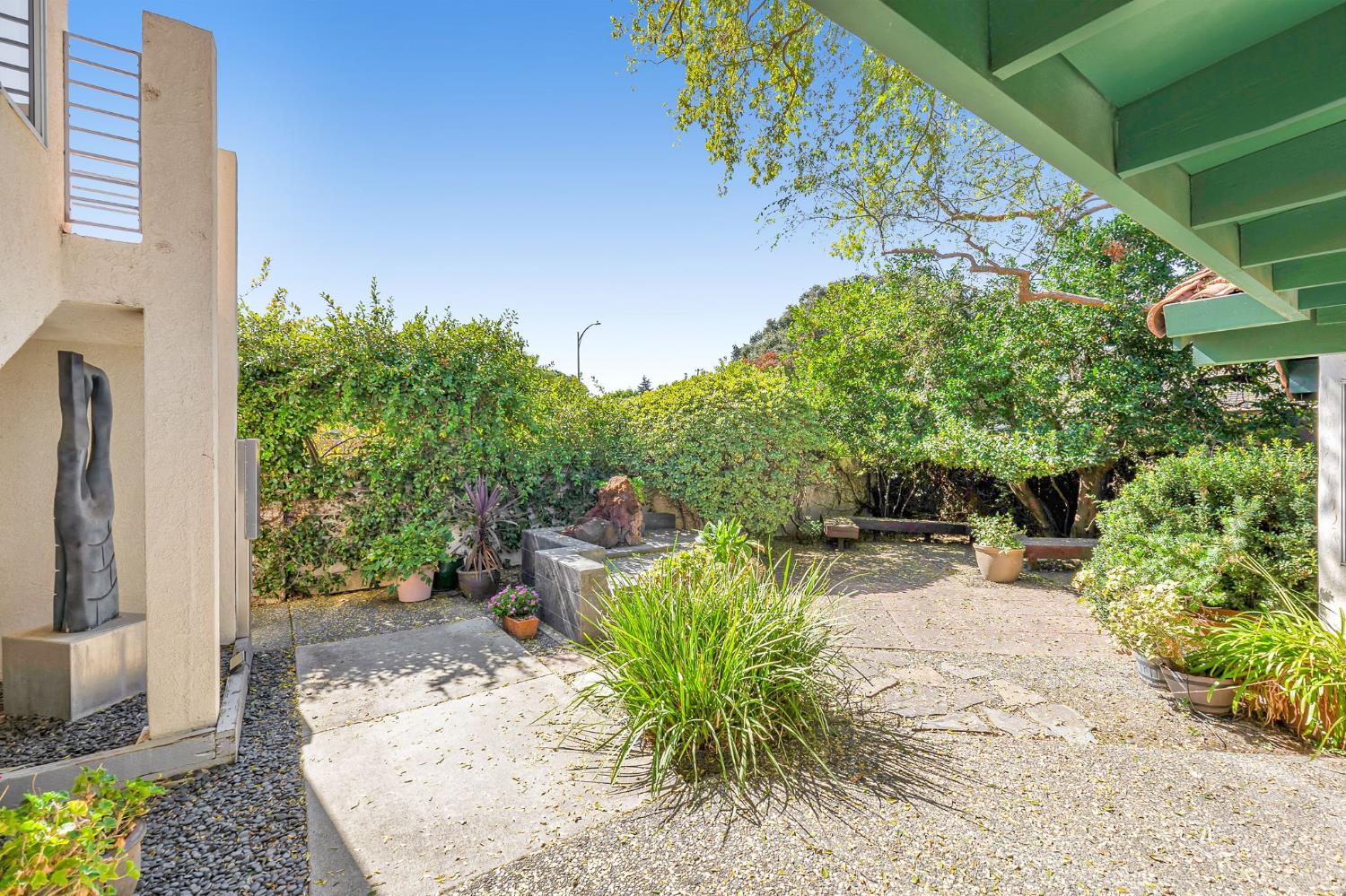 Davis, California, 95618, United States, 5 Bedrooms Bedrooms, ,4 BathroomsBathrooms,Residential,Active,1960157