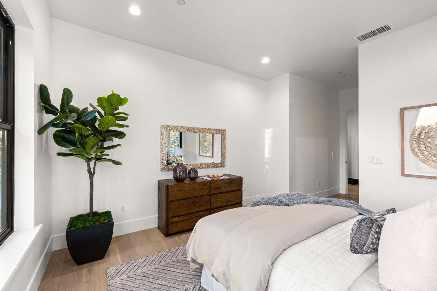 Newcastle, California, 95658, United States, 5 Bedrooms Bedrooms, ,4 BathroomsBathrooms,Residential,Active,2013165