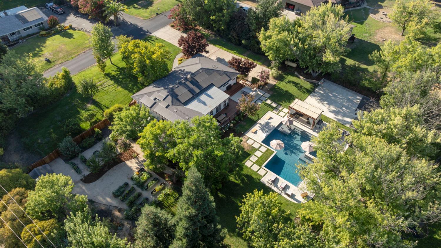 Loomis, California, 95650, United States, 3 Bedrooms Bedrooms, ,2 BathroomsBathrooms,Residential,Pending,1922290