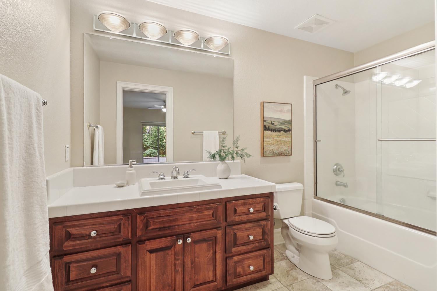 Carmichael, California, 95608, United States, 5 Bedrooms Bedrooms, ,5 BathroomsBathrooms,Residential,Active,1927677
