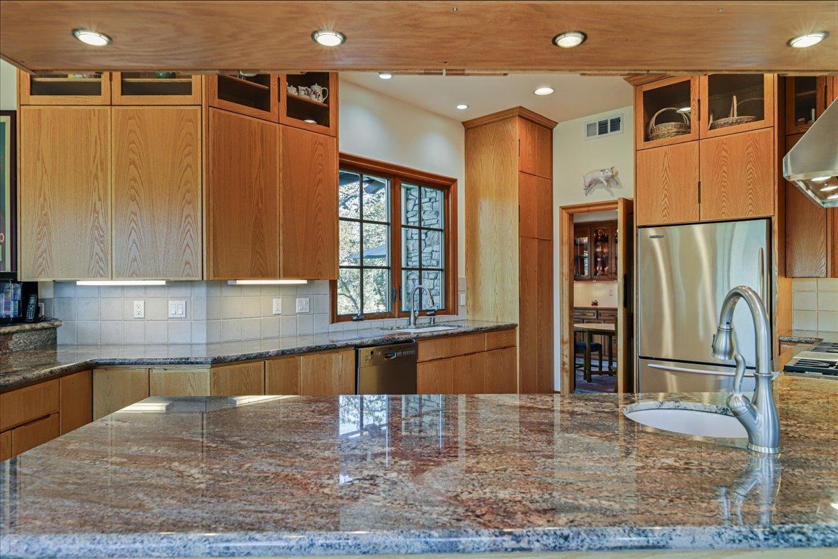 Copperopolis, California, 95228, United States, 3 Bedrooms Bedrooms, ,4 BathroomsBathrooms,Residential,Active,1997885