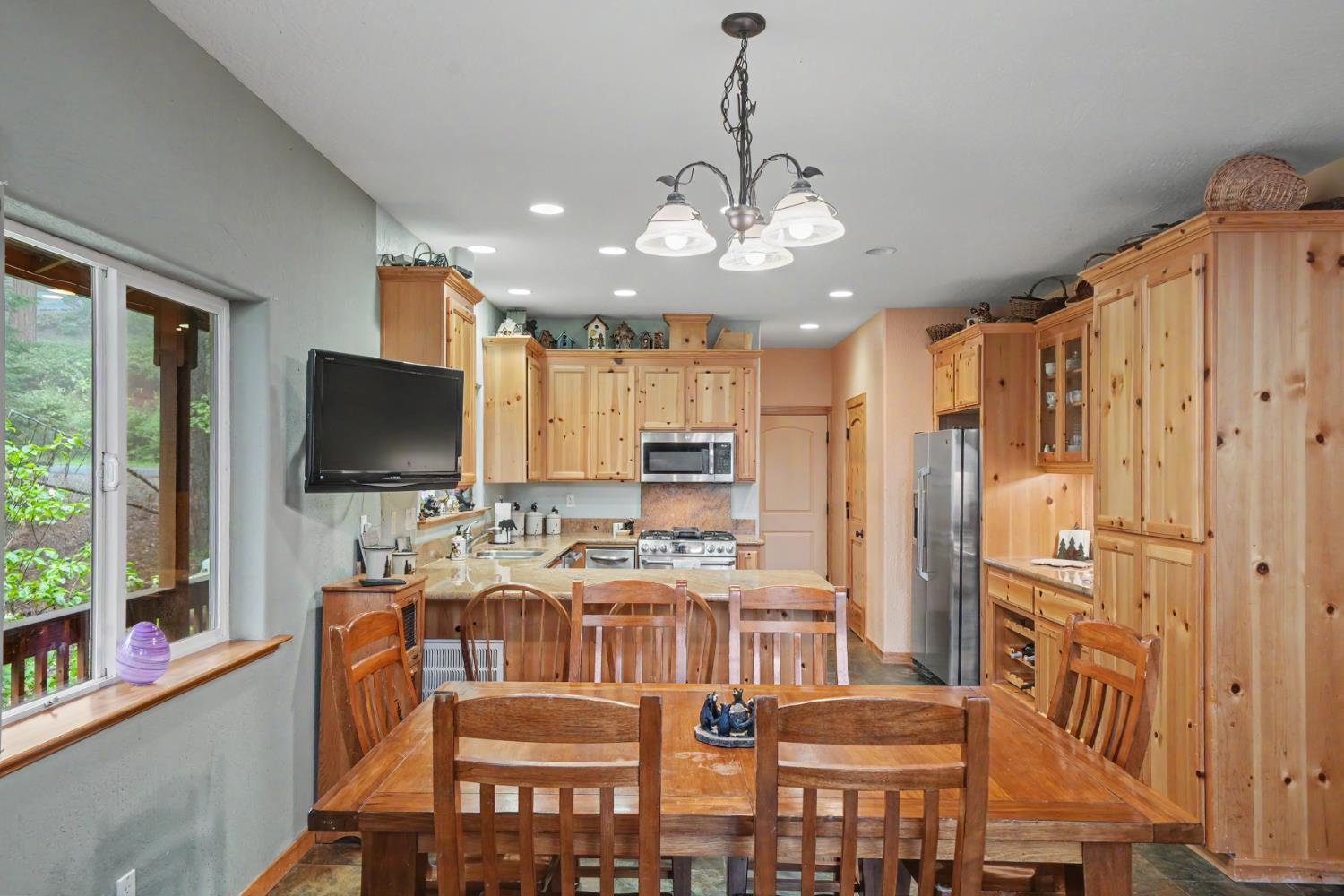 Arnold, California, 95223, United States, 3 Bedrooms Bedrooms, ,5 BathroomsBathrooms,Residential,Active,2044178