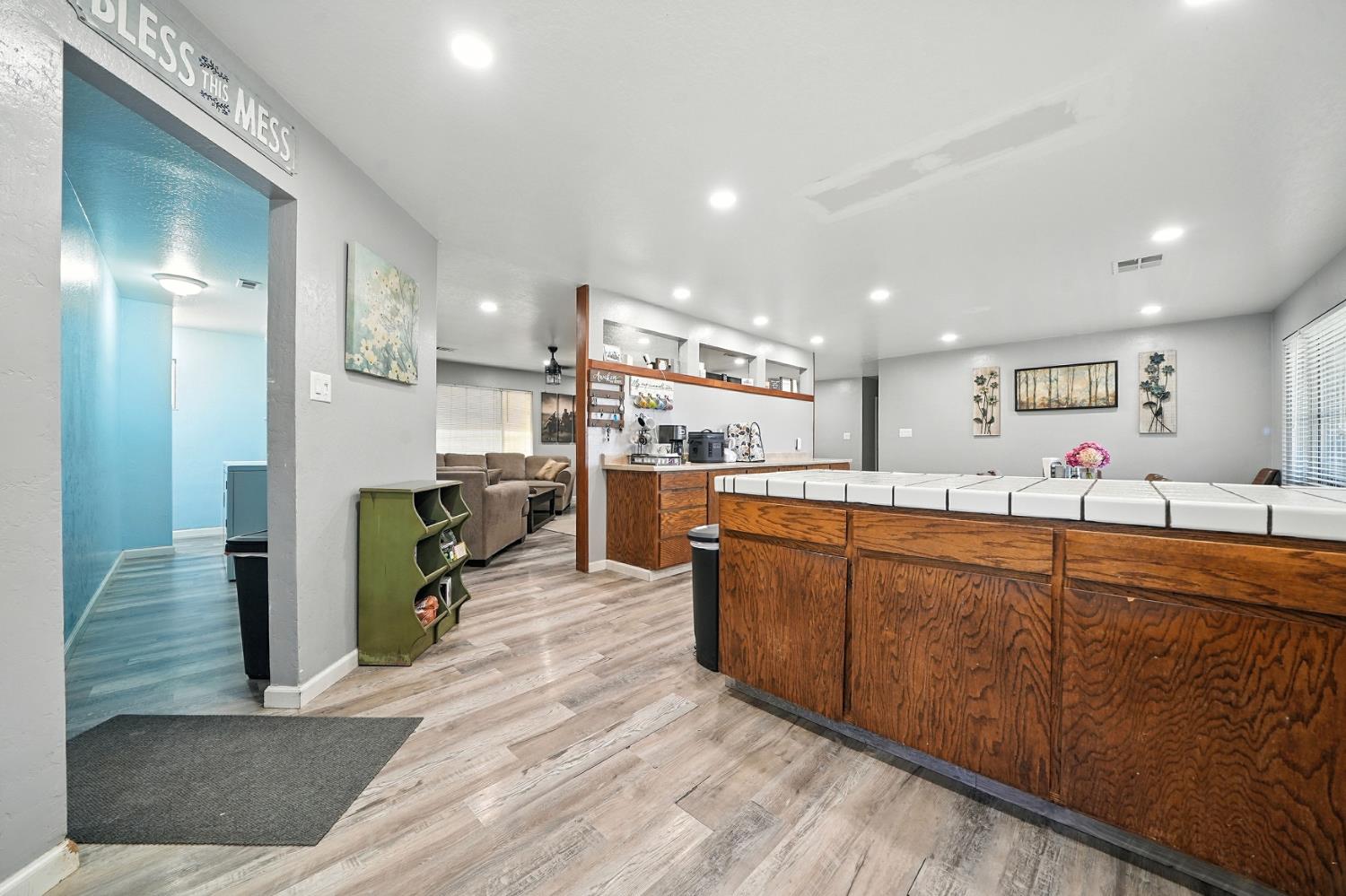 Angels Camp, California, 95222, United States, 3 Bedrooms Bedrooms, ,2 BathroomsBathrooms,Residential,Active,1942399