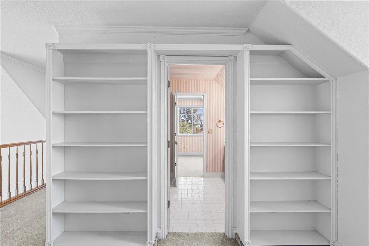 Galt, California, 95632, United States, 3 Bedrooms Bedrooms, ,3 BathroomsBathrooms,Residential,Active,1922295