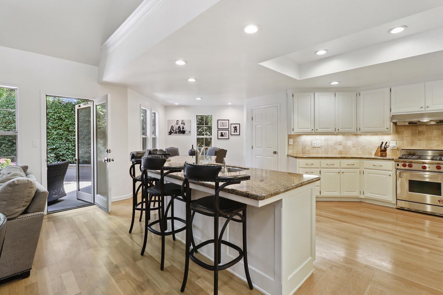 Carmichael, California, 95608, United States, 4 Bedrooms Bedrooms, ,3 BathroomsBathrooms,Residential,Active,2007341