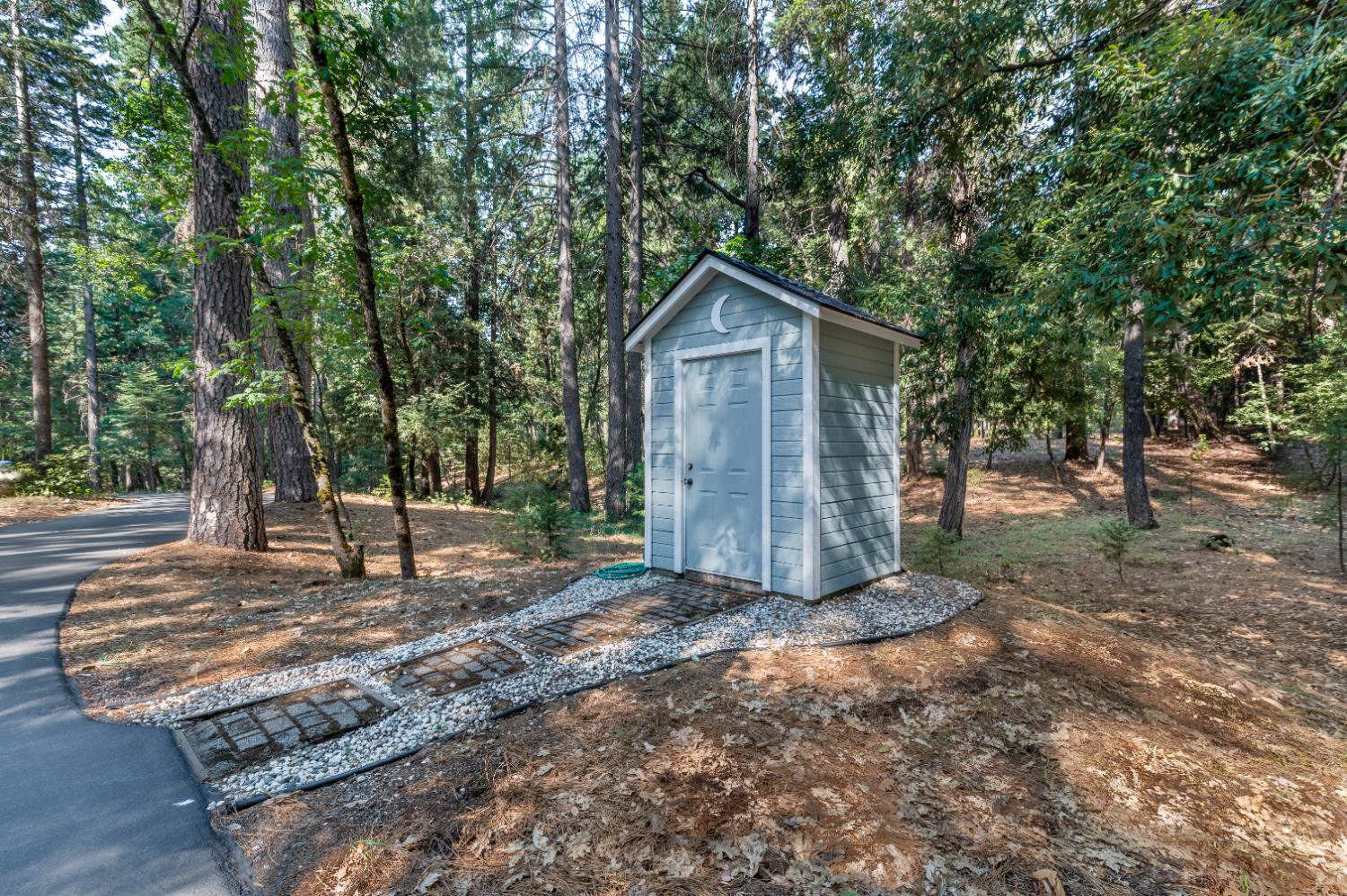 Nevada City, California, 95959, United States, 3 Bedrooms Bedrooms, ,4 BathroomsBathrooms,Residential,Active,1919052