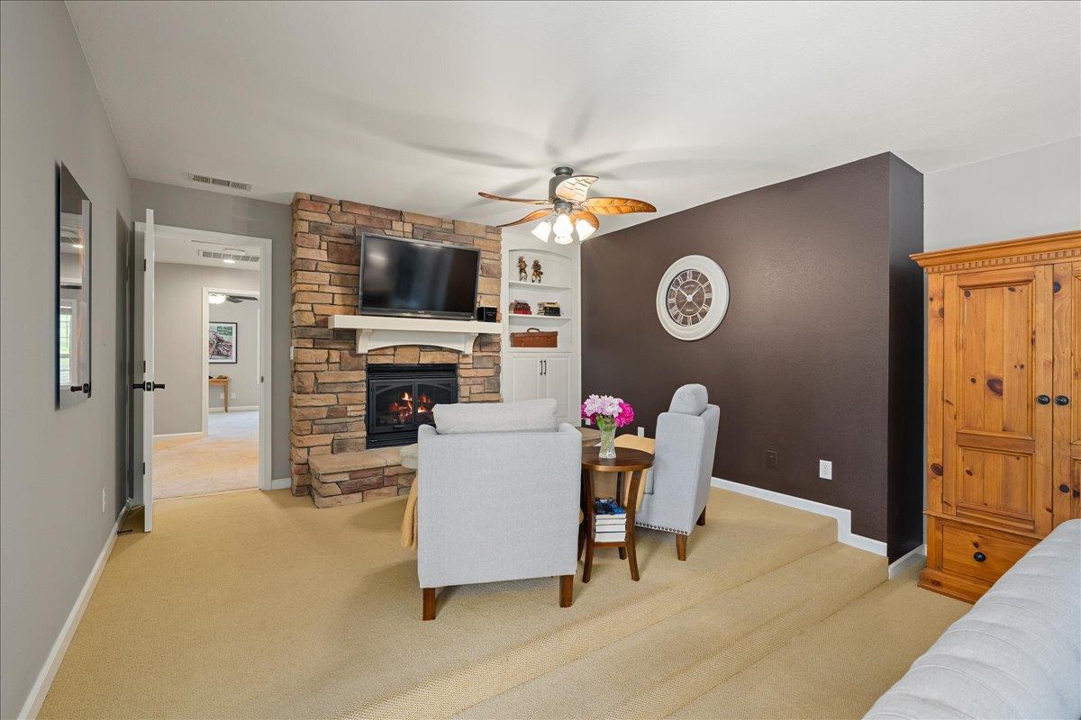 Shingle Springs, California, 95682, United States, 3 Bedrooms Bedrooms, ,3 BathroomsBathrooms,Residential,Active,1823945