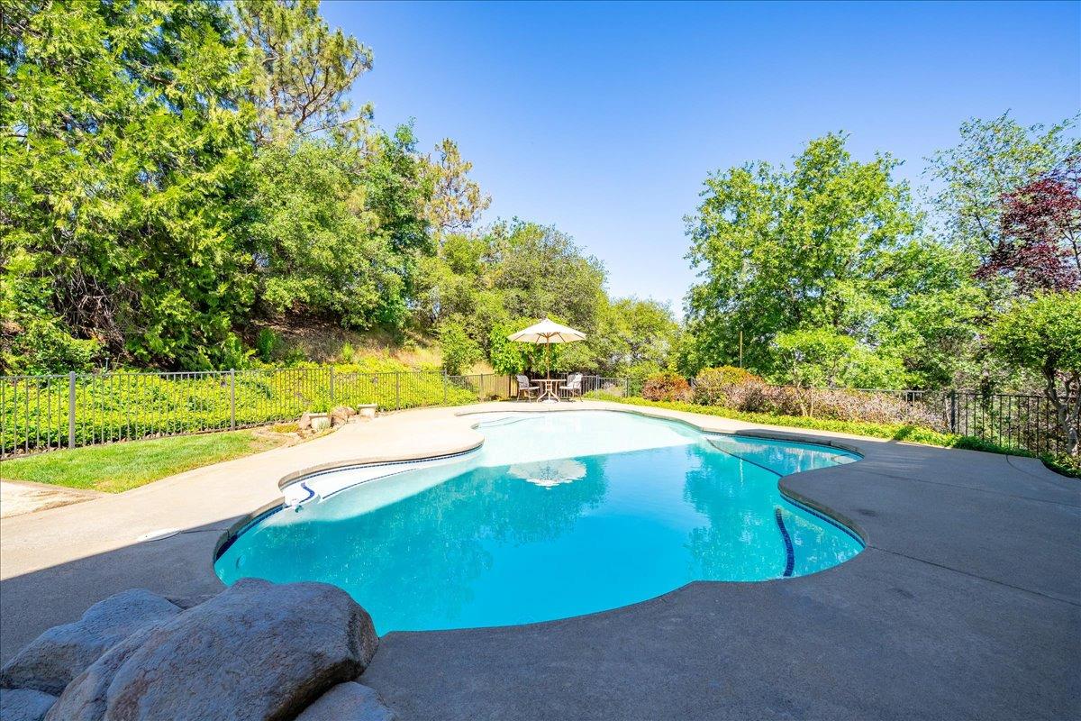 Newcastle, California, 95658, United States, 3 Bedrooms Bedrooms, ,3 BathroomsBathrooms,Residential,Active,1798198