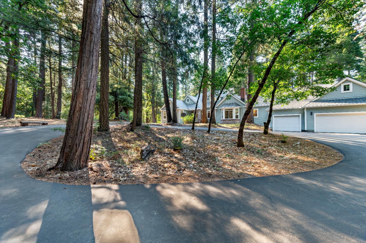 Nevada City, California, 95959, United States, 3 Bedrooms Bedrooms, ,4 BathroomsBathrooms,Residential,Active,1919052