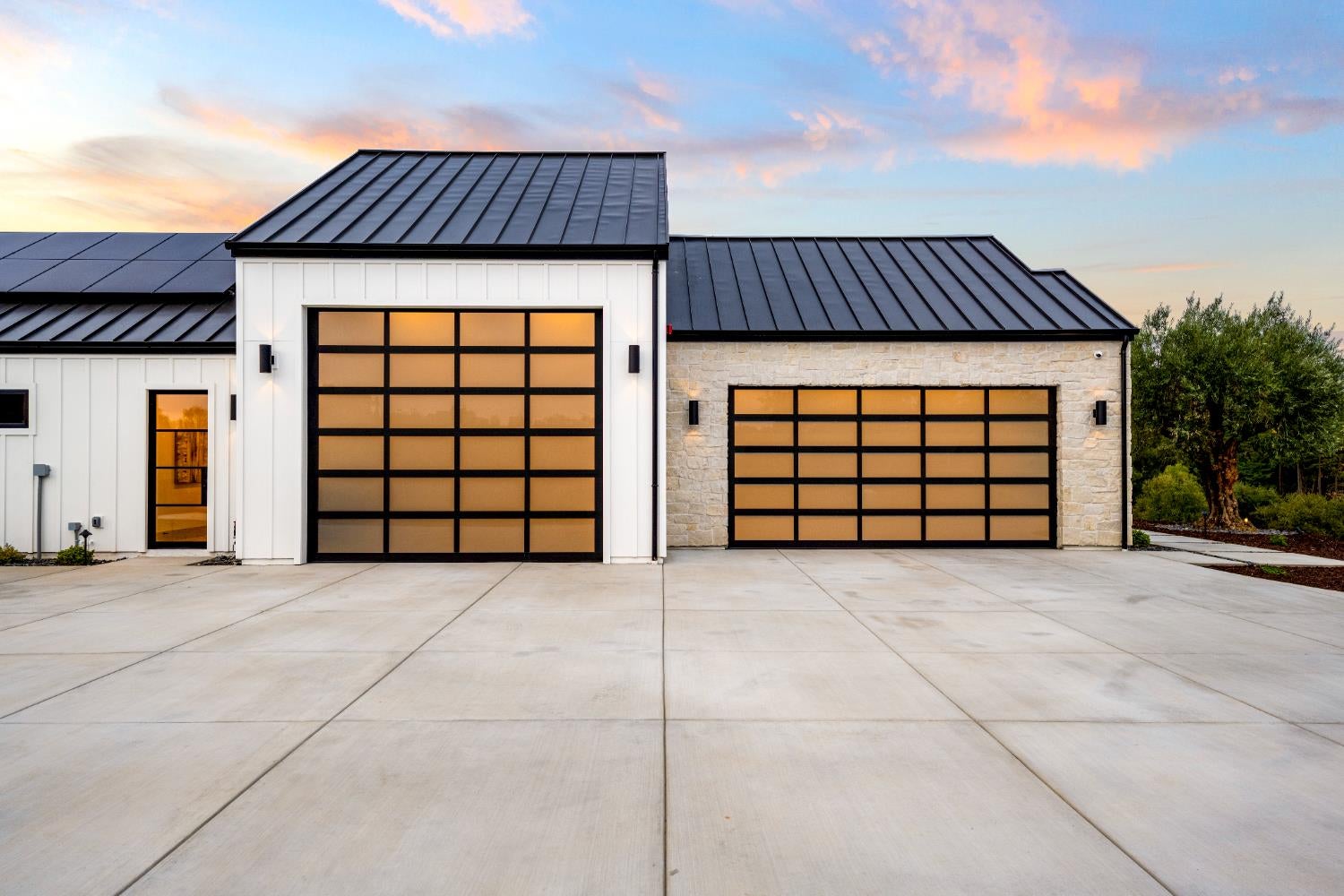 Newcastle, California, 95658, United States, 4 Bedrooms Bedrooms, ,6 BathroomsBathrooms,Residential,Active,1973288