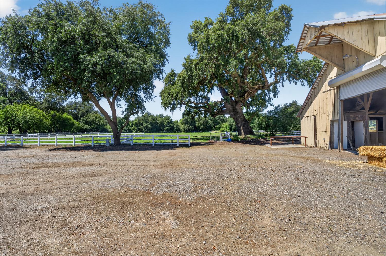 Woodland, California, 95776, United States, 5 Bedrooms Bedrooms, ,3 BathroomsBathrooms,Residential,Pending,2045625