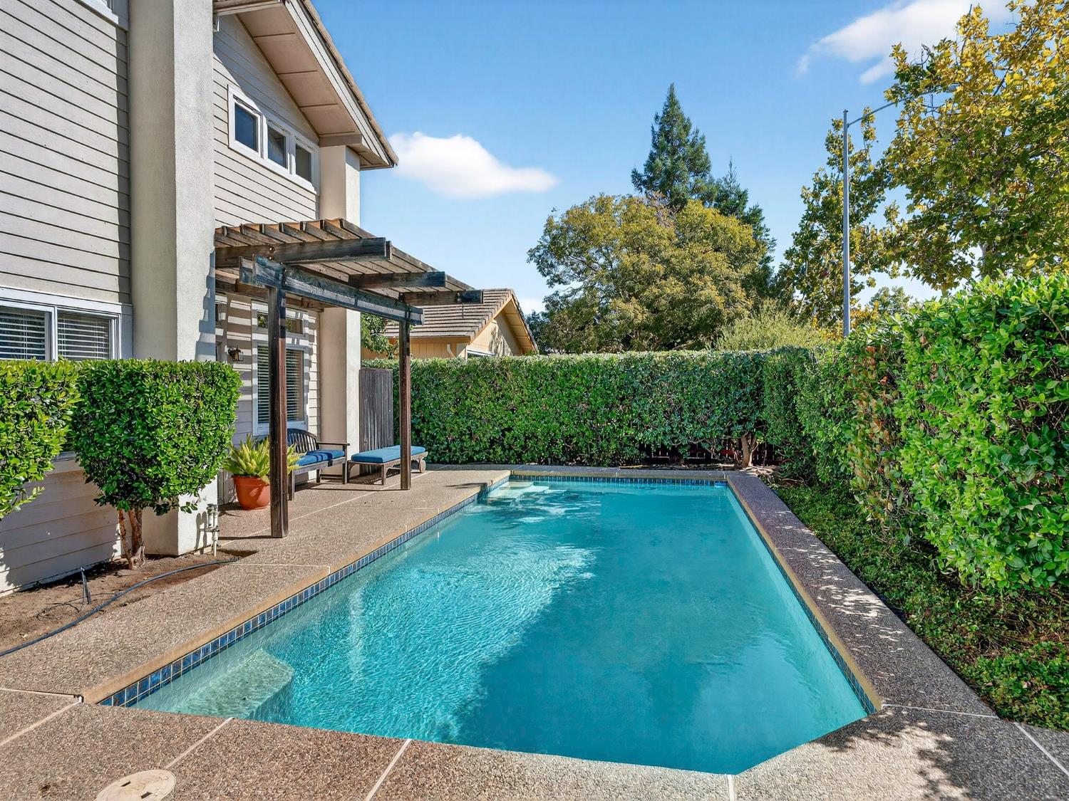 Davis, California, 95616, United States, 4 Bedrooms Bedrooms, ,3 BathroomsBathrooms,Residential,Active,2012895