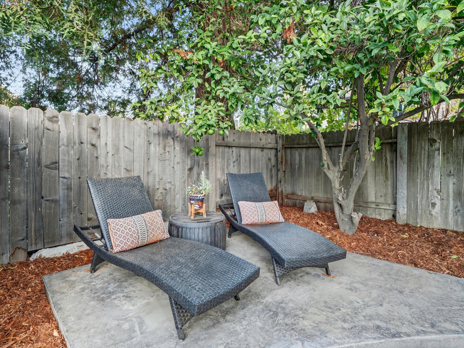 Davis, California, 95618, United States, 4 Bedrooms Bedrooms, ,2 BathroomsBathrooms,Residential,Active,1961942