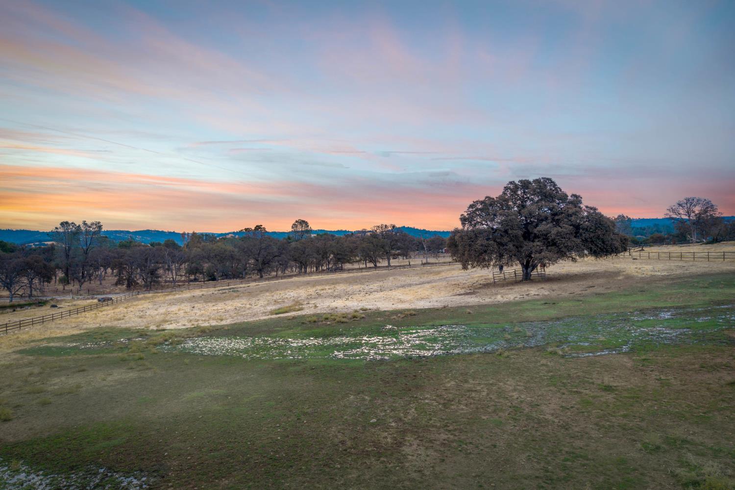 Smartsville, California, 95977, United States, 1 Bedroom Bedrooms, ,3 BathroomsBathrooms,Residential,Active,1952299