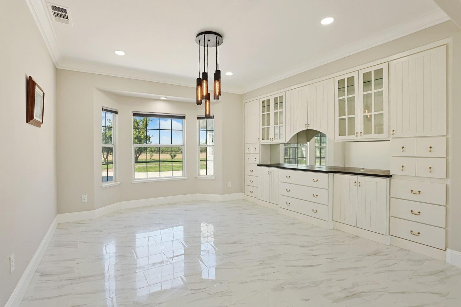 Manteca, California, 95336, United States, 4 Bedrooms Bedrooms, ,3 BathroomsBathrooms,Residential,Active,1946532