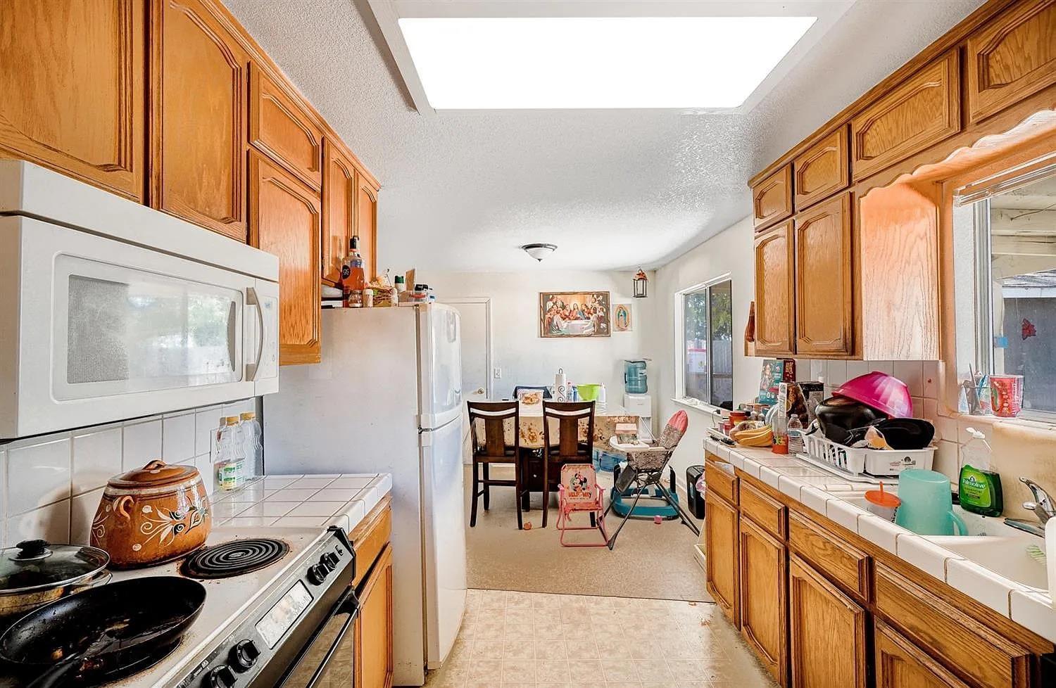 Madera, California, 93636, United States, 11 Bedrooms Bedrooms, ,8 BathroomsBathrooms,Residential,Active,1995291