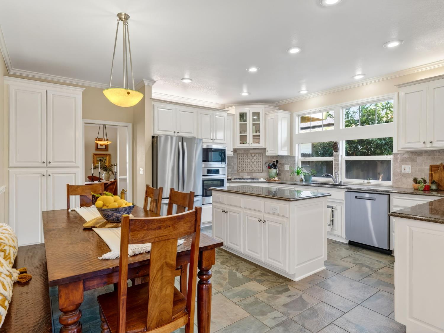 Davis, California, 95618, United States, 5 Bedrooms Bedrooms, ,3 BathroomsBathrooms,Residential,Active,2015823