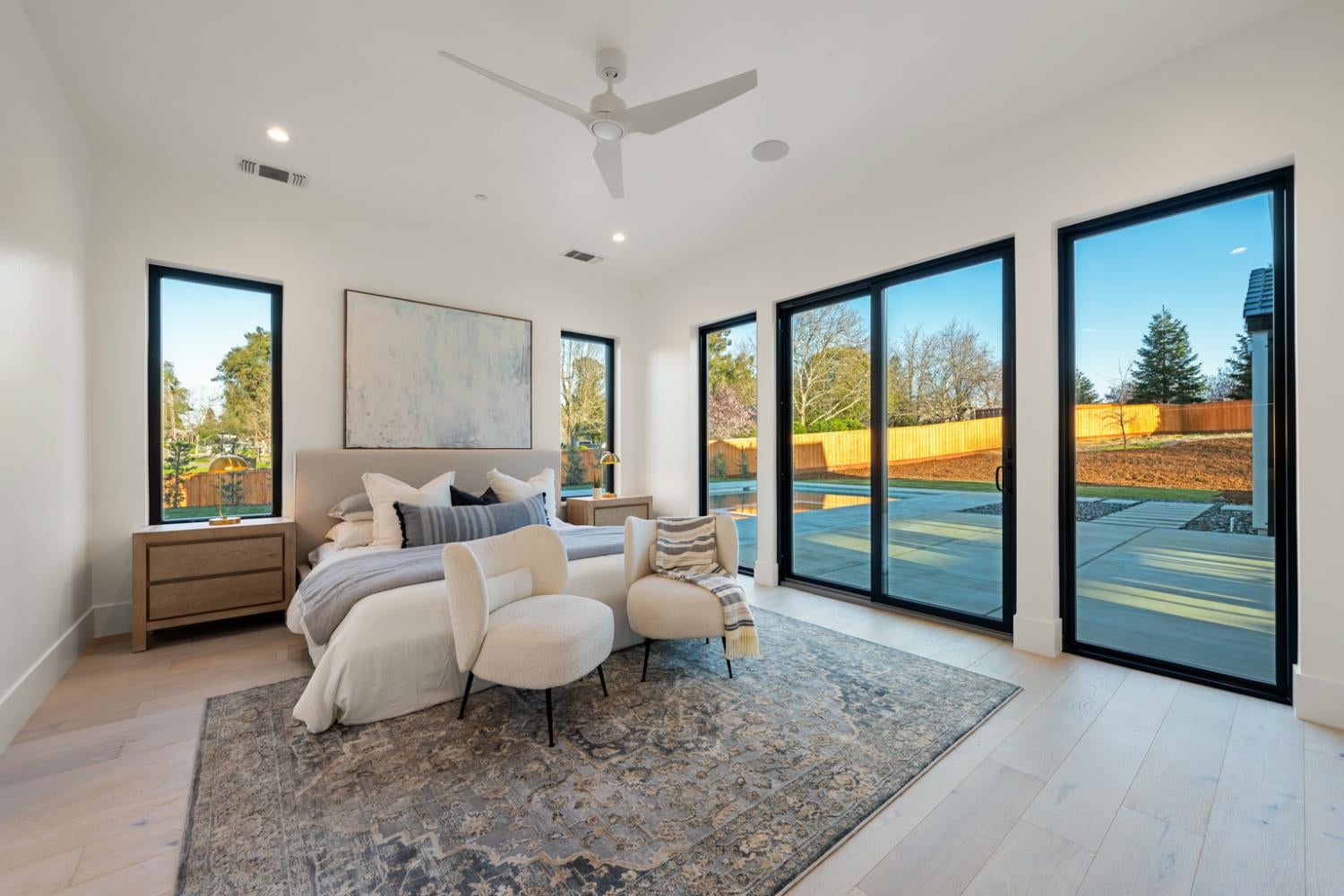 Loomis, California, 95650, United States, 4 Bedrooms Bedrooms, ,5 BathroomsBathrooms,Residential,Active,1893259