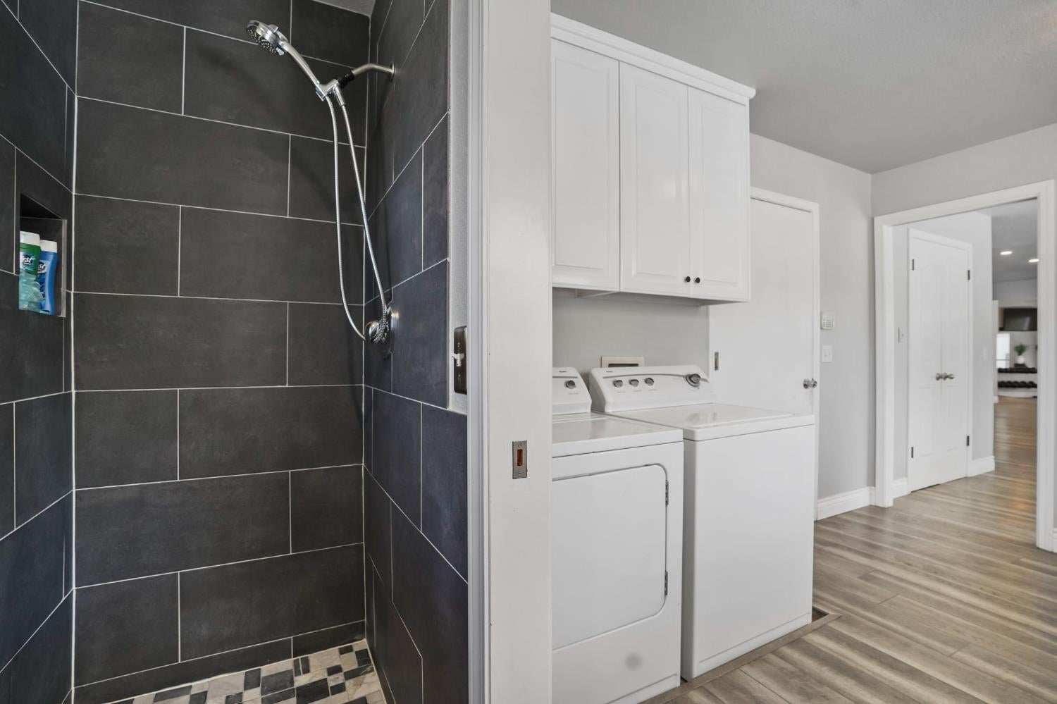 Modesto, California, 95356, United States, 4 Bedrooms Bedrooms, ,4 BathroomsBathrooms,Residential,Active,1929420