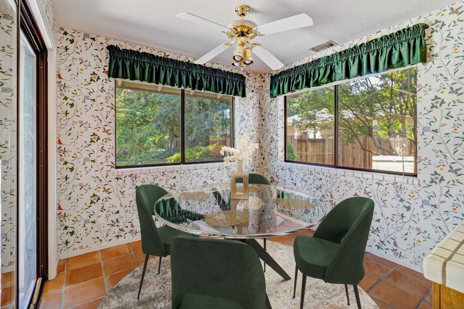 El Macero, California, 95618, United States, 3 Bedrooms Bedrooms, ,3 BathroomsBathrooms,Residential,Active,1972139