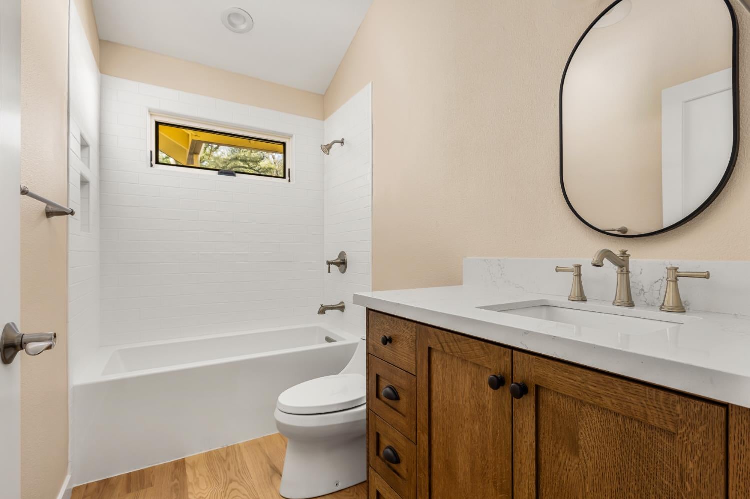 Penn Valley, California, 95946, United States, 3 Bedrooms Bedrooms, ,2 BathroomsBathrooms,Residential,Active,2008719