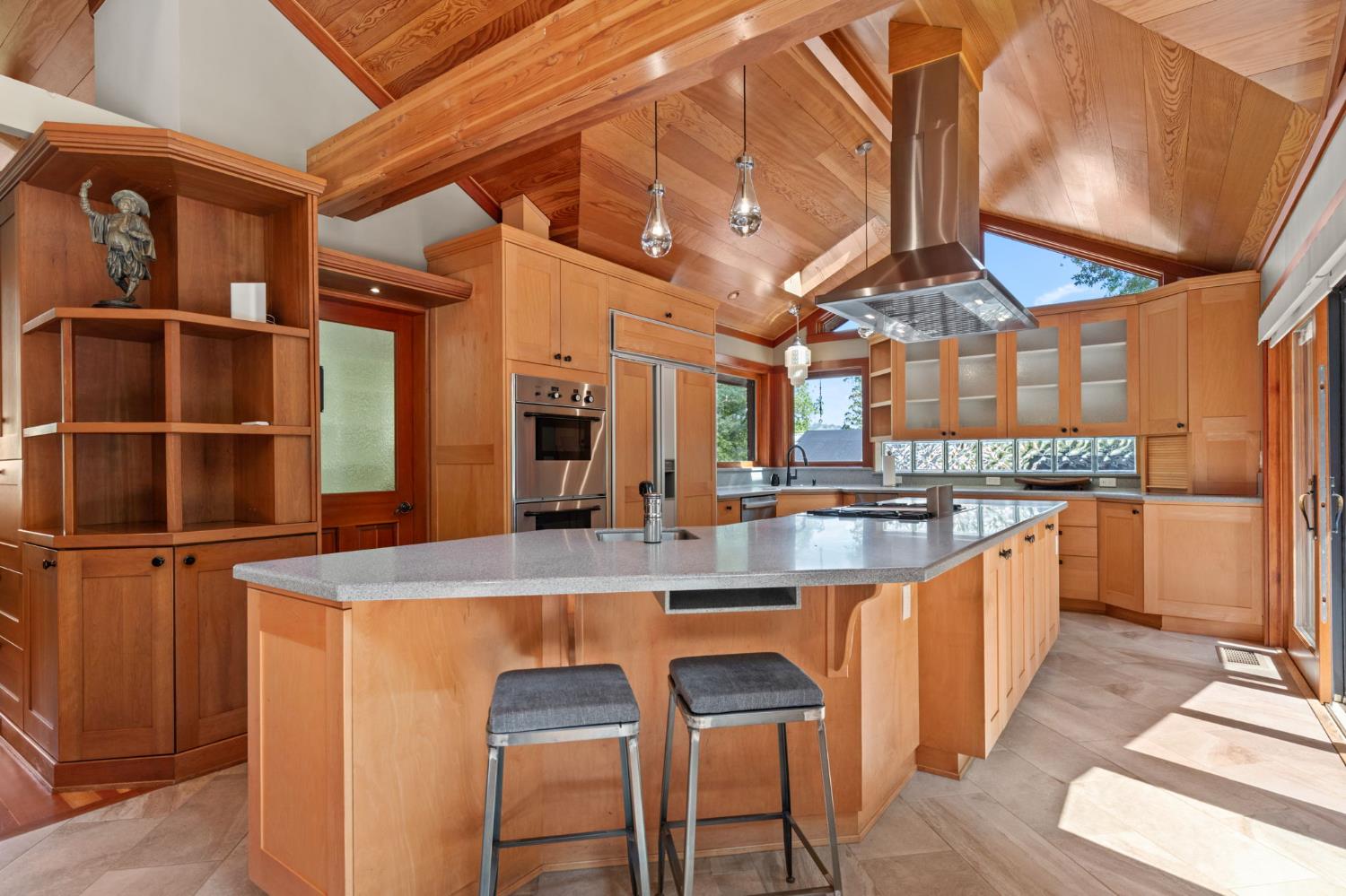 Sutter Creek, California, 95685, United States, 2 Bedrooms Bedrooms, ,4 BathroomsBathrooms,Residential,Active,2038151