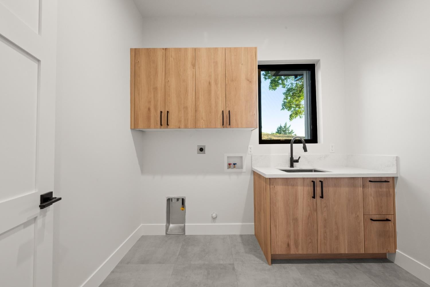 Auburn, California, 95602, United States, 4 Bedrooms Bedrooms, ,3 BathroomsBathrooms,Residential,Active,1959534