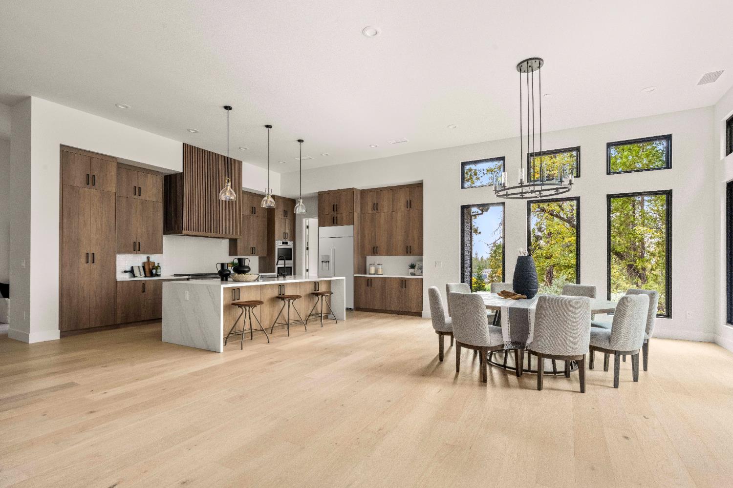 Meadow Vista, California, 95722, United States, 4 Bedrooms Bedrooms, ,4 BathroomsBathrooms,Residential,Active,2006812